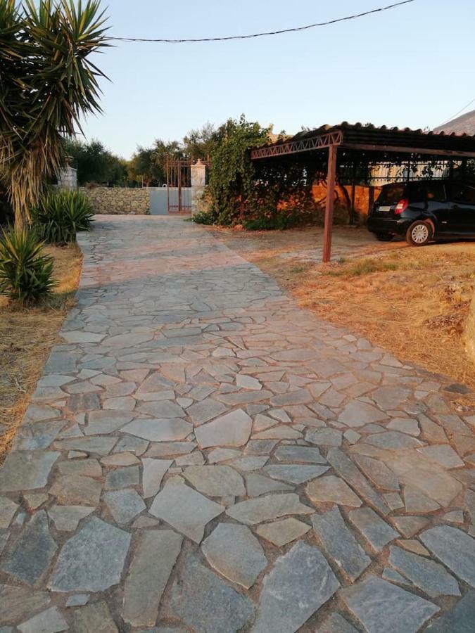 Ferienwohnung Theasea House With Garden Riglia Exterior foto