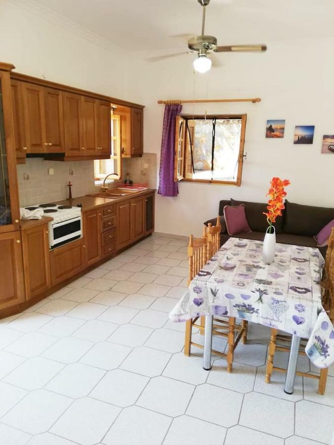 Ferienwohnung Theasea House With Garden Riglia Exterior foto
