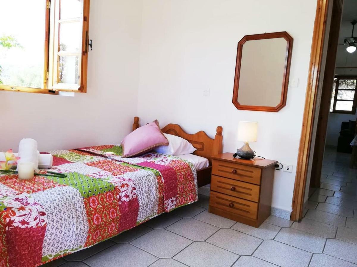 Ferienwohnung Theasea House With Garden Riglia Exterior foto